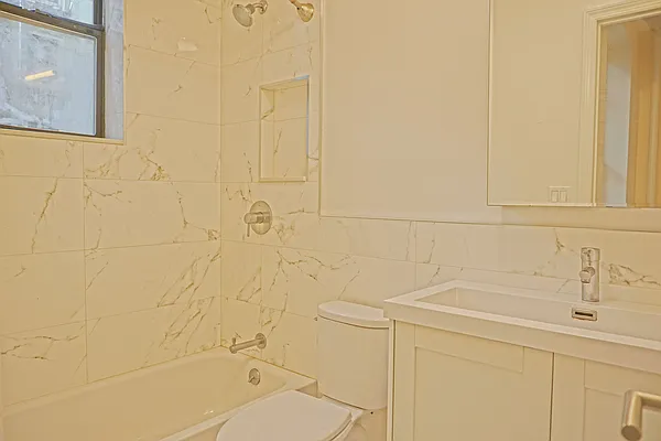 Rented by Compass | media 43