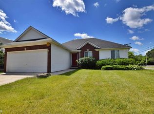 1220 Liza Blvd, Pontiac, MI 48342