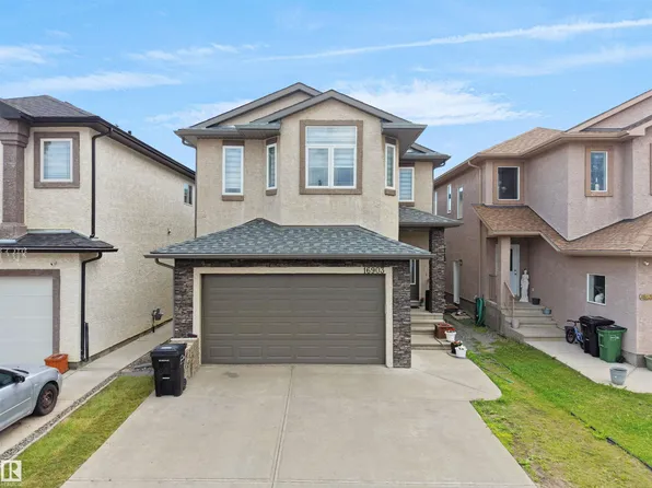 16903 54th St NW, Edmonton, AB T5Y 0R2