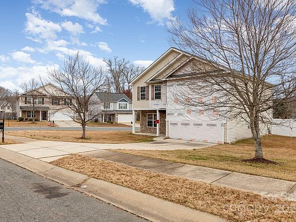 3rd image of 705 Ferrell Ave