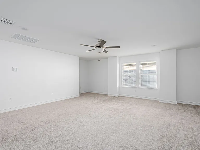 1421 Elijah Dr — Photo 11