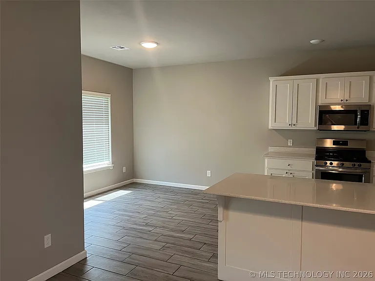 9830 E 59th St S — Photo 5