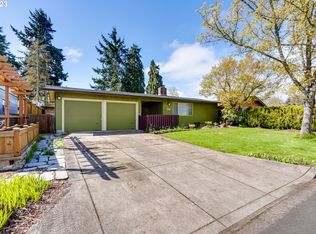 1731 T St, Springfield, OR 97477