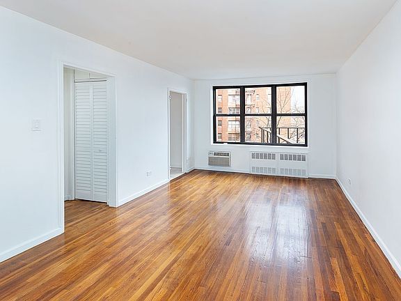 5th image of 1271 51st St Unit 5Z