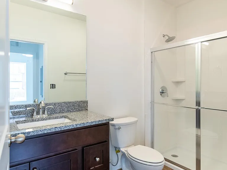 231 Walton Ave #109 — Photo 11
