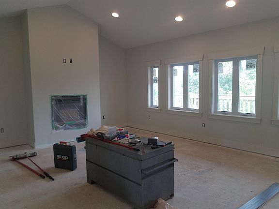 2nd image of 880 Point Harbor Dr