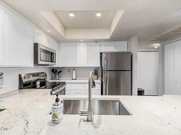 5757 W EUGIE Avenue #1060, Glendale, AZ 85304