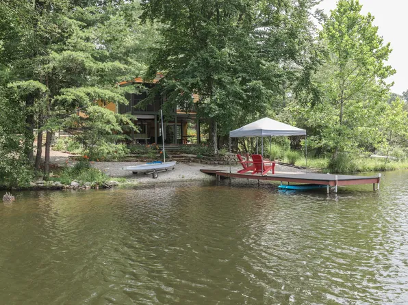 2154 S Shore Dr, Morgantown, IN 46160