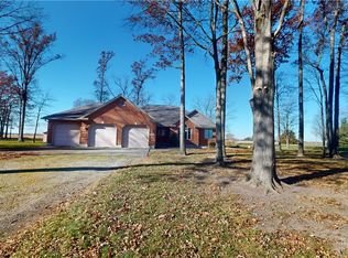 4988 Beechwood Dr, Greenville, OH 45331