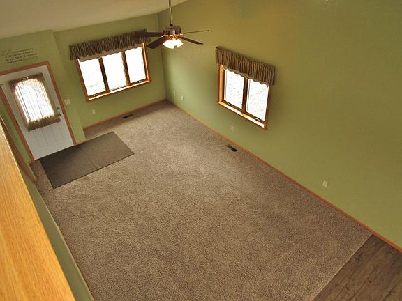 5th image of 2342 Quail Run Ave