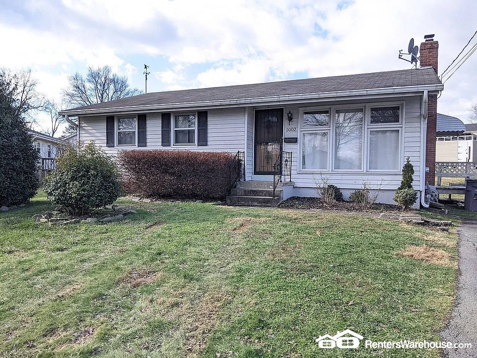 1st image of 1002 Neal Dr