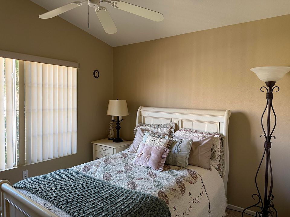 1st image of 78975 Champagne Ln #78975