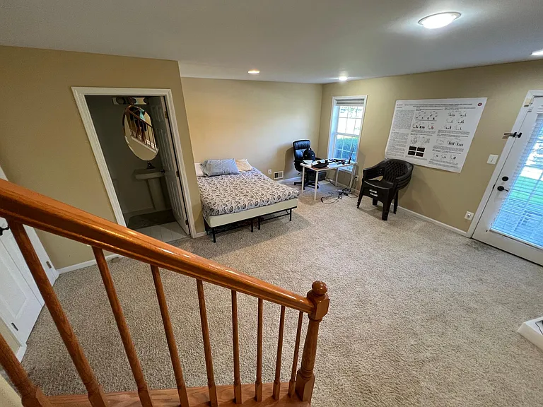 555 Coventry Dr — Photo 21