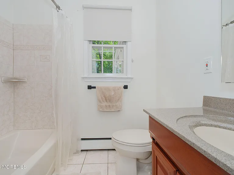 209 Woodcrest Rd — Photo 17