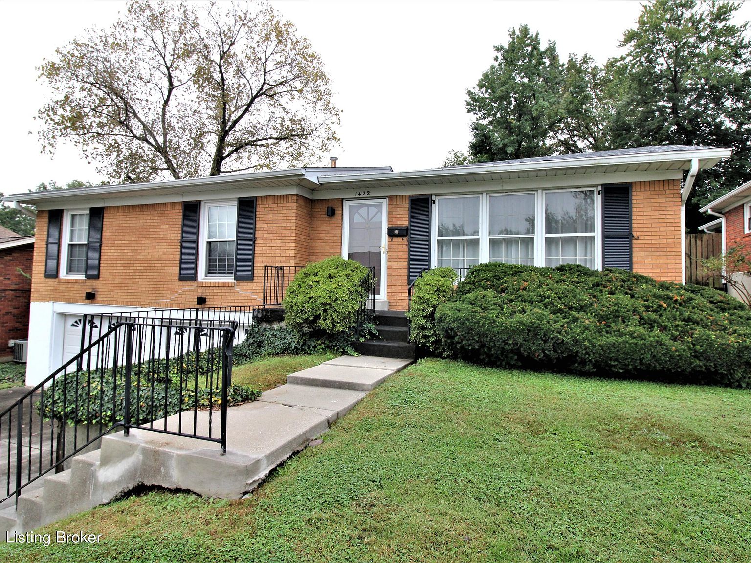 1422 Hobart Dr, Louisville, KY 40216 Zillow