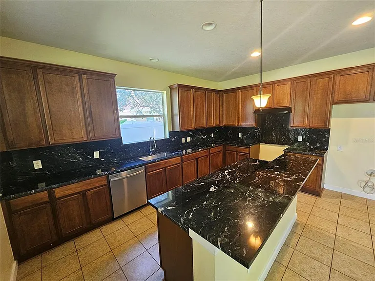 5013 Ballark St — Photo 6