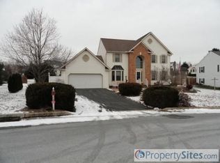 12 Alice Ave, Lititz, PA 17543