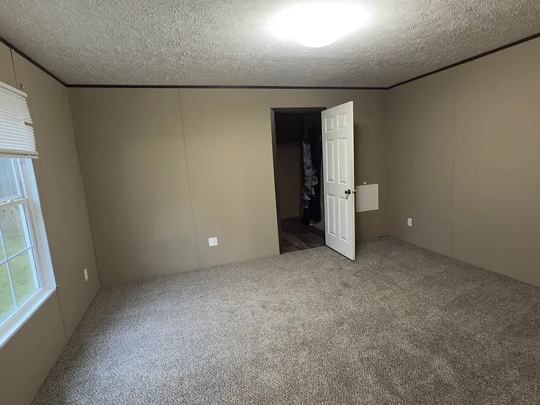 27282 Patterson Rd — Photo 6