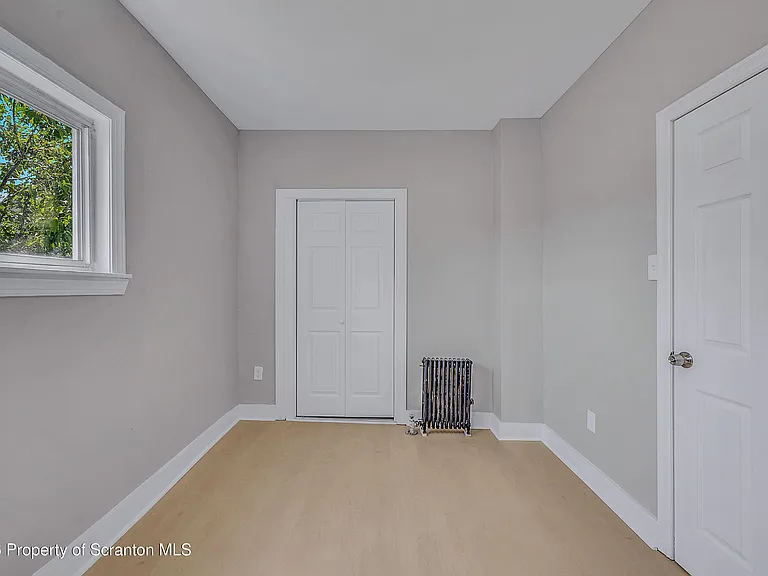 958 Ridge Ave #1 — Photo 11