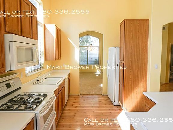 5th image of 1777 E Marquette Dr
