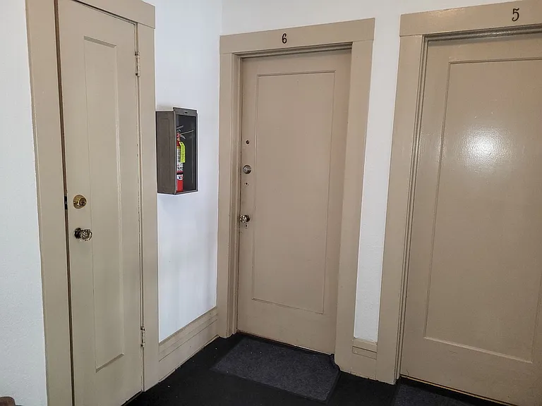 Hensley 20 — Photo 3