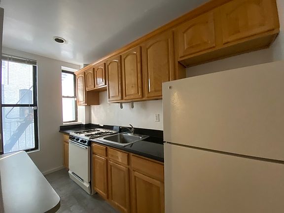 3rd image of 43-30 46th St #3F