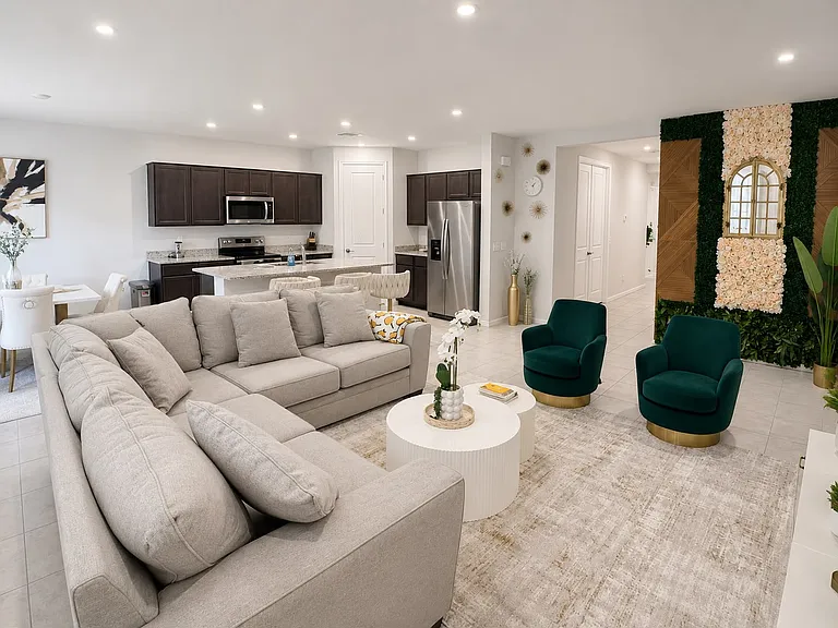 24510 W Hilton Ave — Photo 30