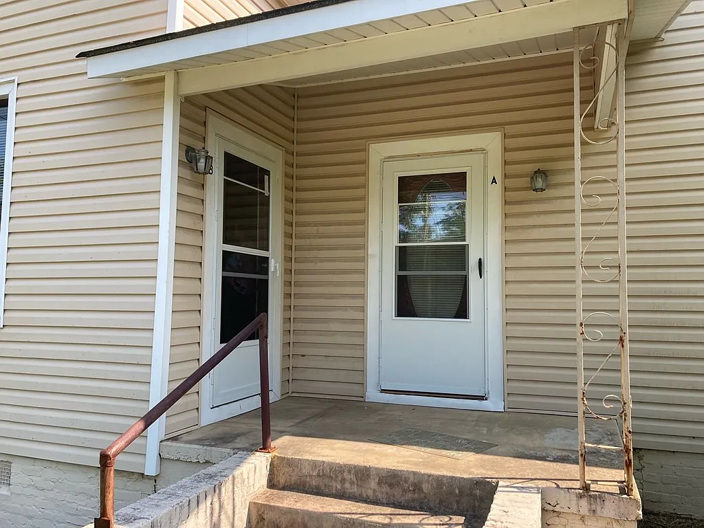 1 bed, 1.0 bath, $750 — Photo 3