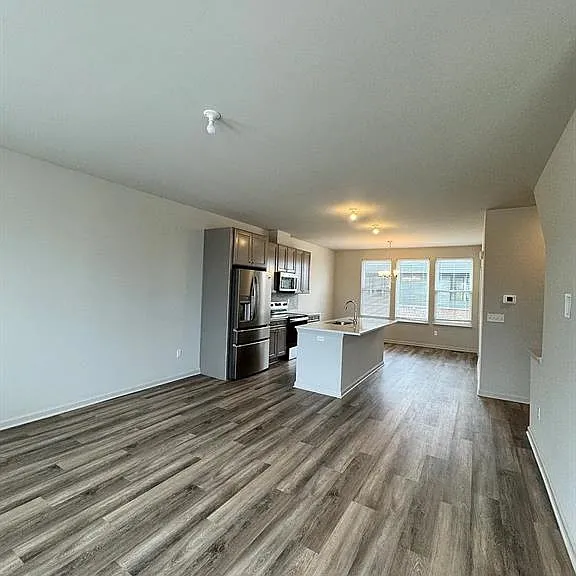 2151 Park Dr — Photo 6