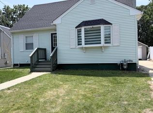 142 Monmouth Rd, Oakhurst, NJ 07755