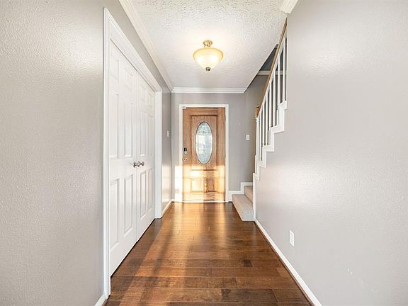 5th image of 12719 Gaylawood Drive
