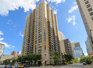 70 W Huron St APT 306, Chicago, IL 60654