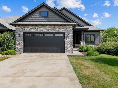 19 Pond Ridge Cir, Coralville, IA, 52241