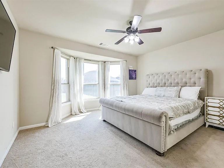 19027 Bowden Harbour Dr — Photo 11