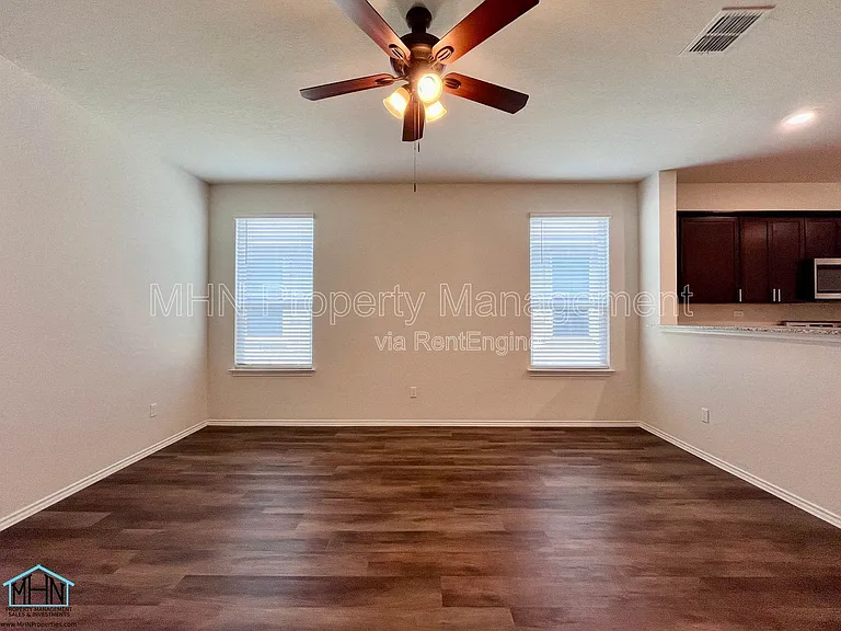4105 Paddock Trl — Photo 6
