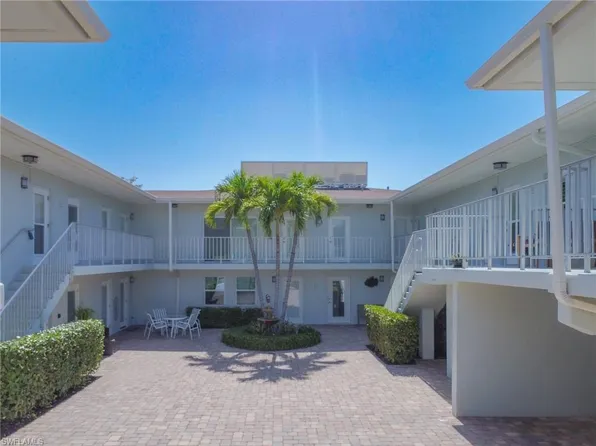 618 12th AVE S #618, NAPLES, FL 34102