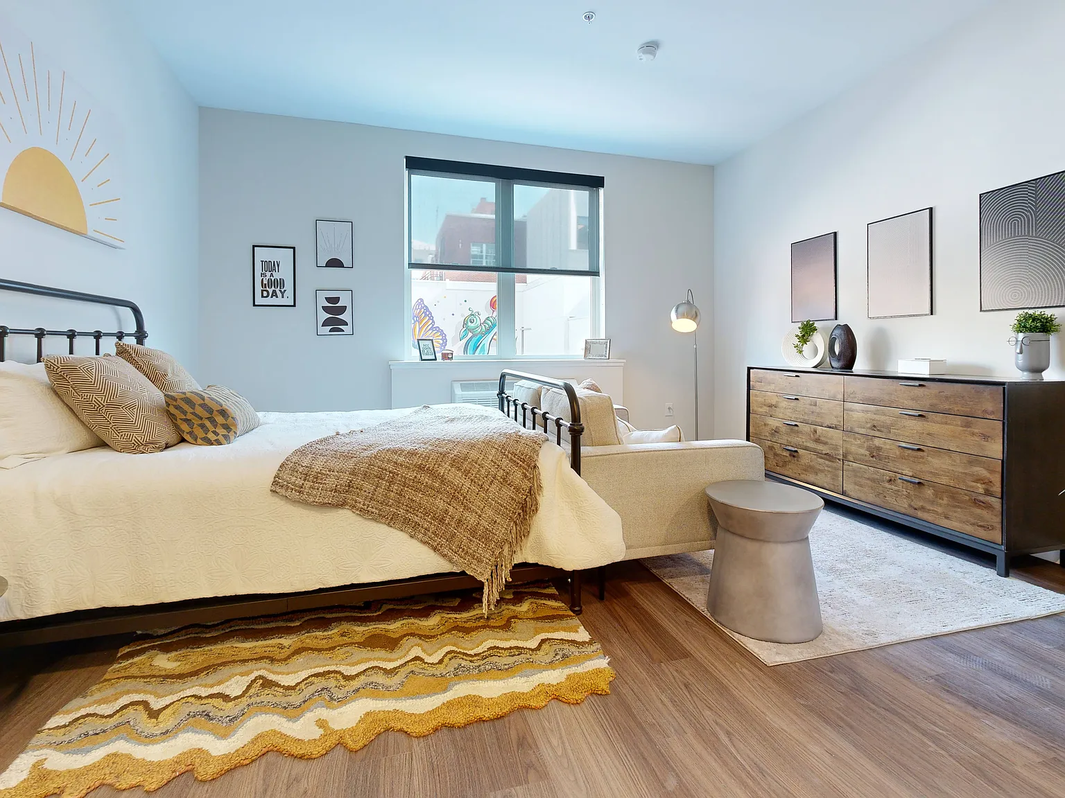 The Standard — Photo 2