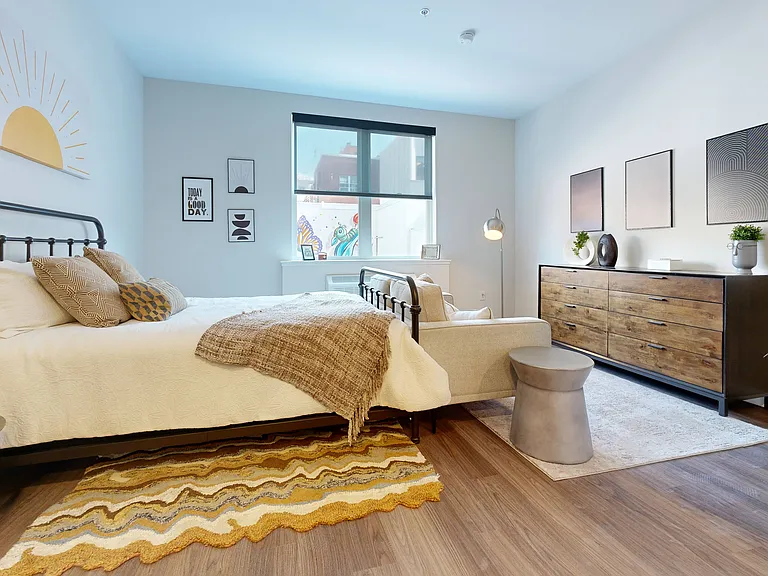 The Standard — Photo 2