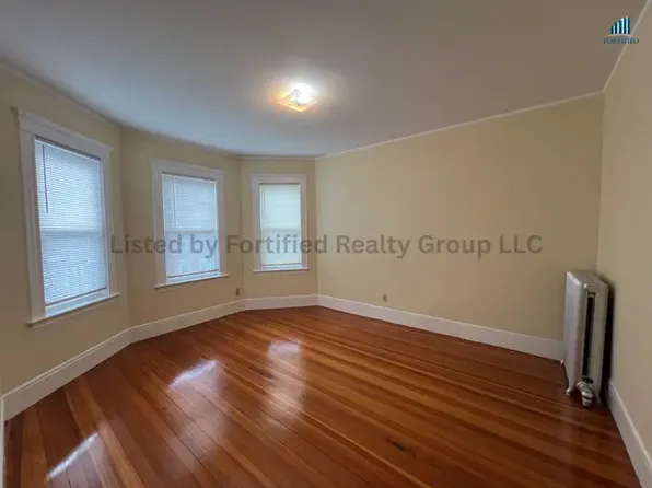 142 Washington St, Dorchester, MA