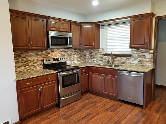 2nd image of 2509 Elwood Dr