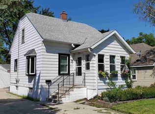 707 N Henry St, Green Bay, WI 54302