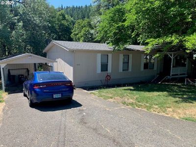 1517 NE Newton Creek Dr, Roseburg, OR, 97470