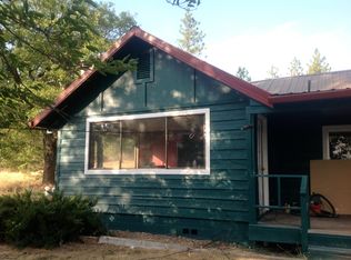 1892 S Obenchain Rd, Eagle Point, OR 97524