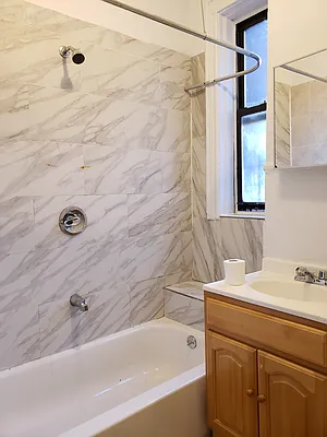 Rented by Signature Property Realty | media 23