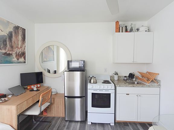 Fridge, Microwave, Stove, Oven