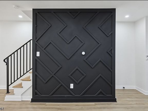 3rd image of 24 Park St #24