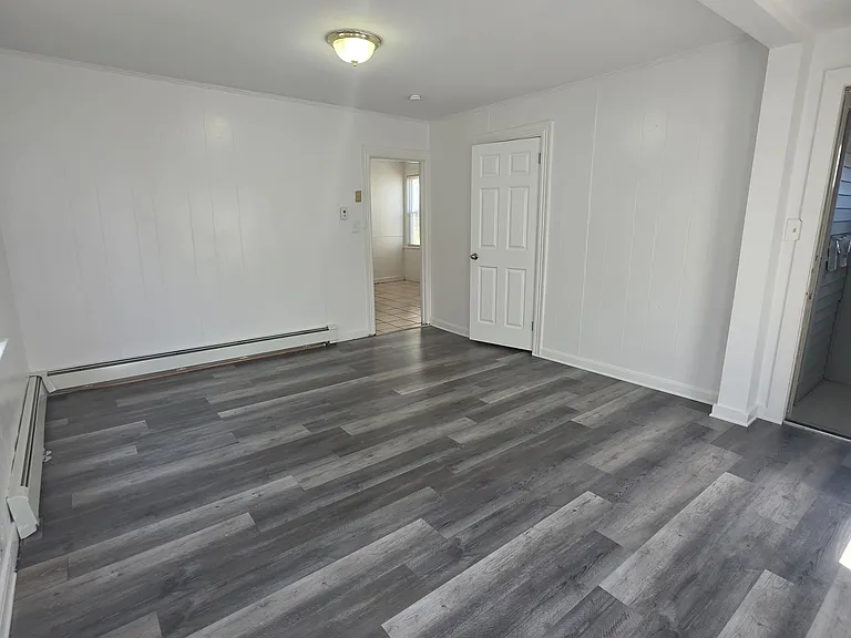 8 Mannz St #1 — Photo 15