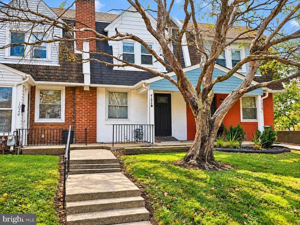 1026 Hansen Pl, Collingdale, PA 19023