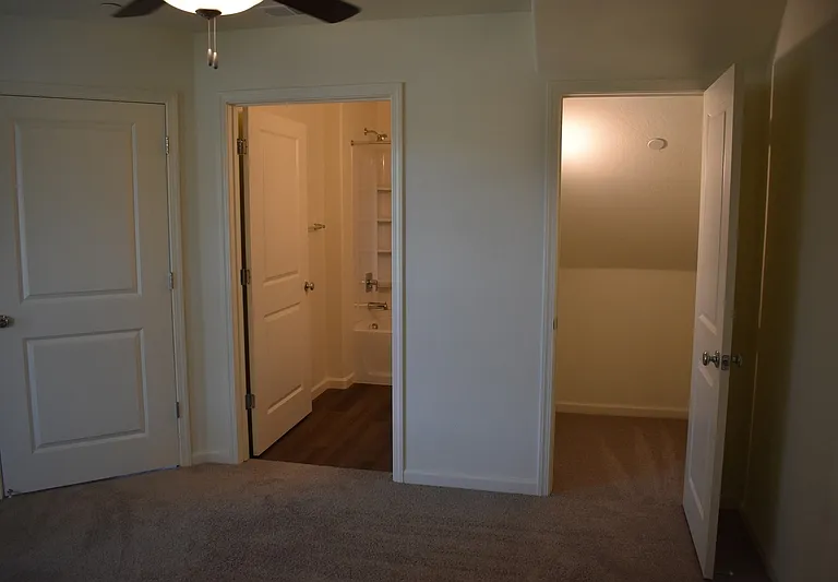 4049 Cinnabar Ave #2 — Photo 16