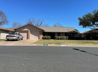 2800 Thrushwood Dr, Austin, TX 78757